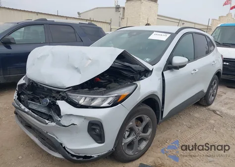 2025 Ford Escape St-Line Select z USA, uszkodzony, nr VIN 1FMCU9NAXSUB43715